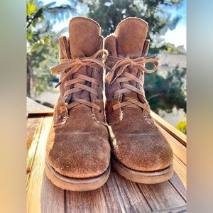 BEARPAW Krista Youth Suede Slip On Boot In Hickory Sz 4